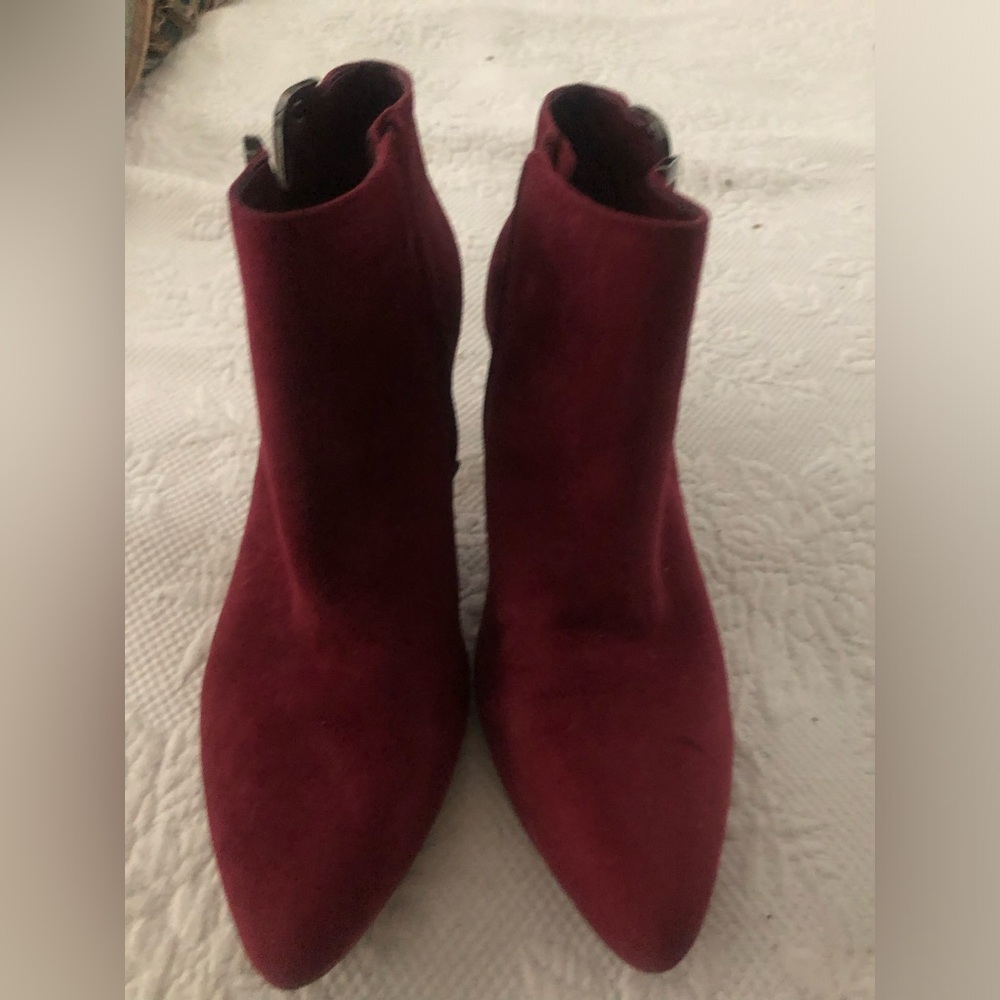 Vince Camuto Red suede Leather boots 
8.5 M